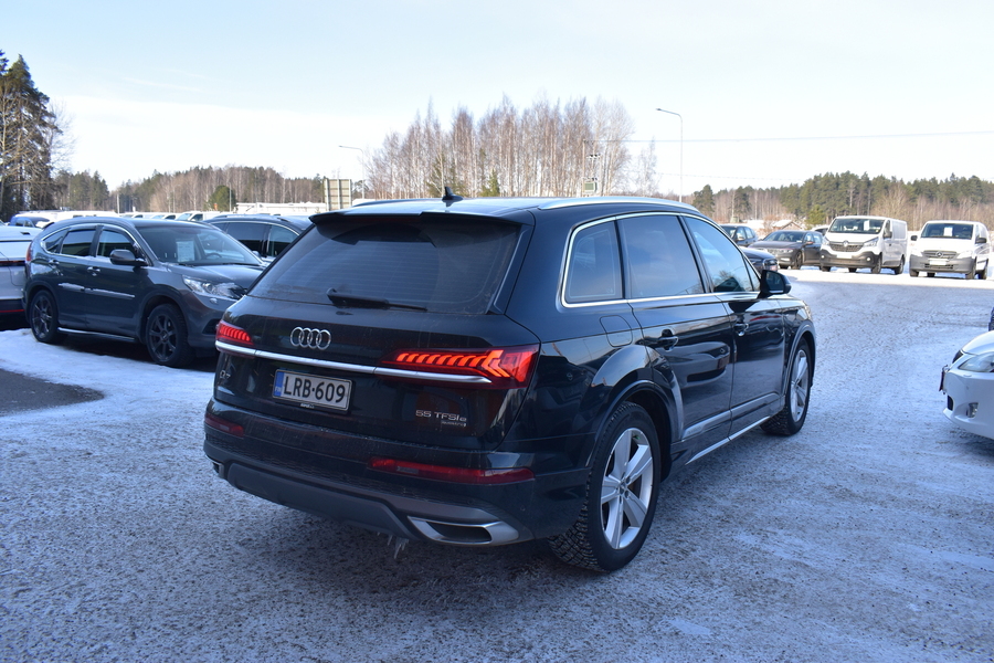 Audi Q7 vaihtoauto
