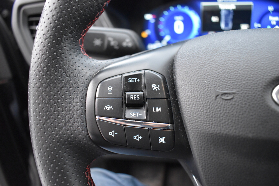 Ford Kuga vaihtoauto