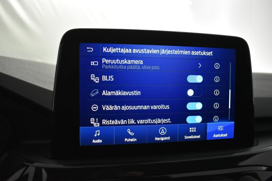 Ford Kuga vaihtoauto