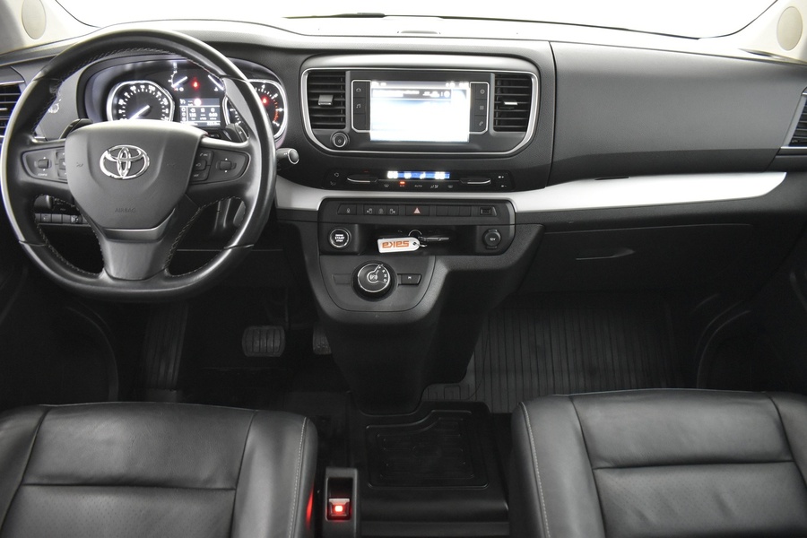 Toyota Proace Verso vaihtoauto