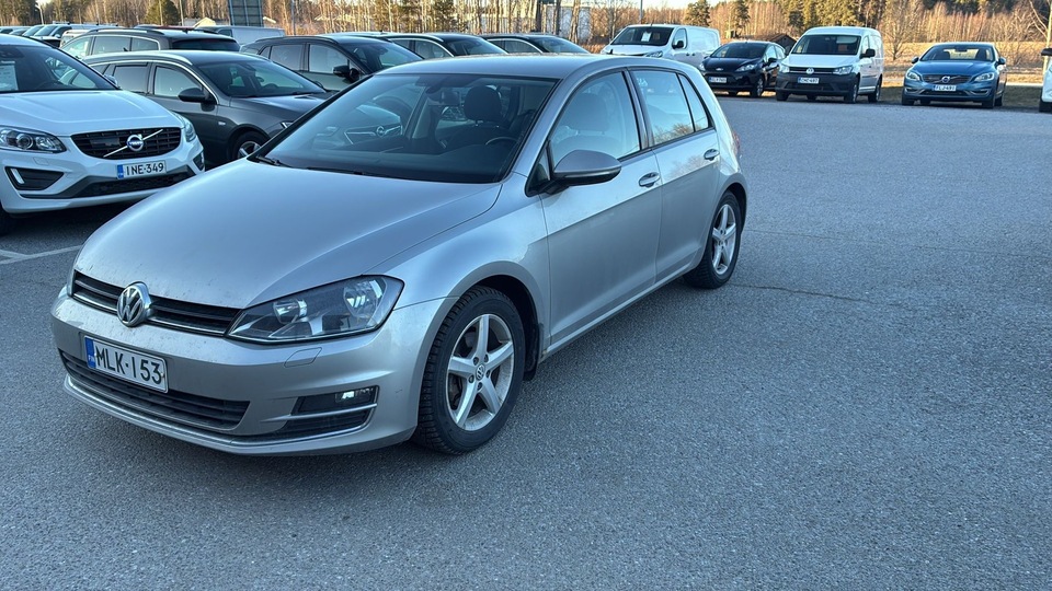 Volkswagen Golf vaihtoauto
