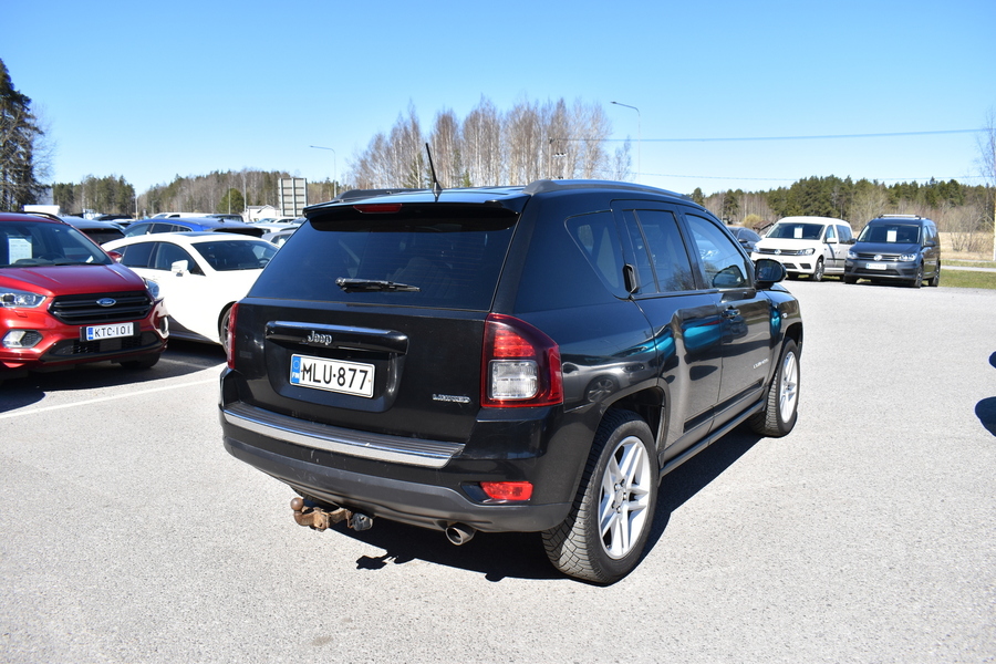 Jeep Compass vaihtoauto