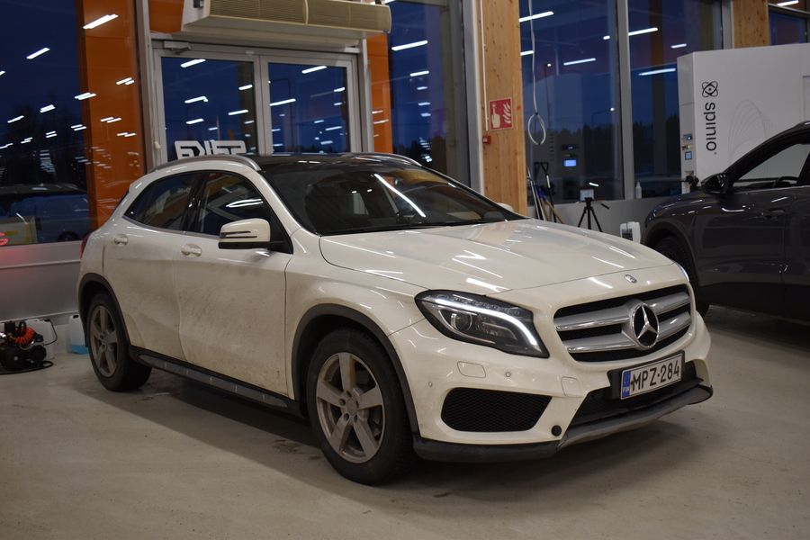 Mercedes-Benz GLA vaihtoauto