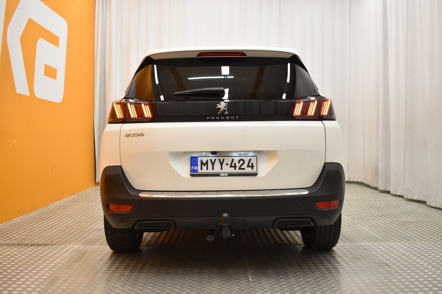 Peugeot 5008 vaihtoauto