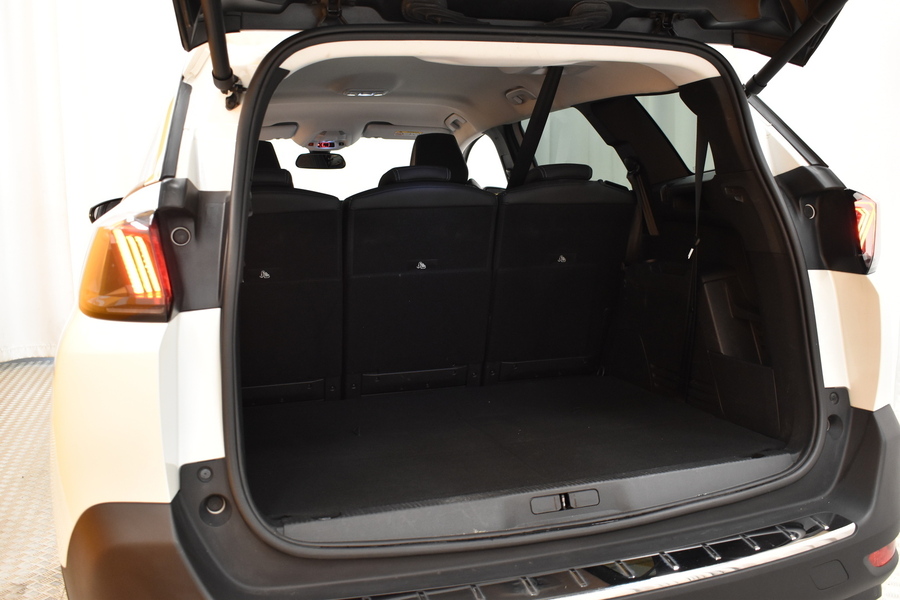 Peugeot 5008 vaihtoauto