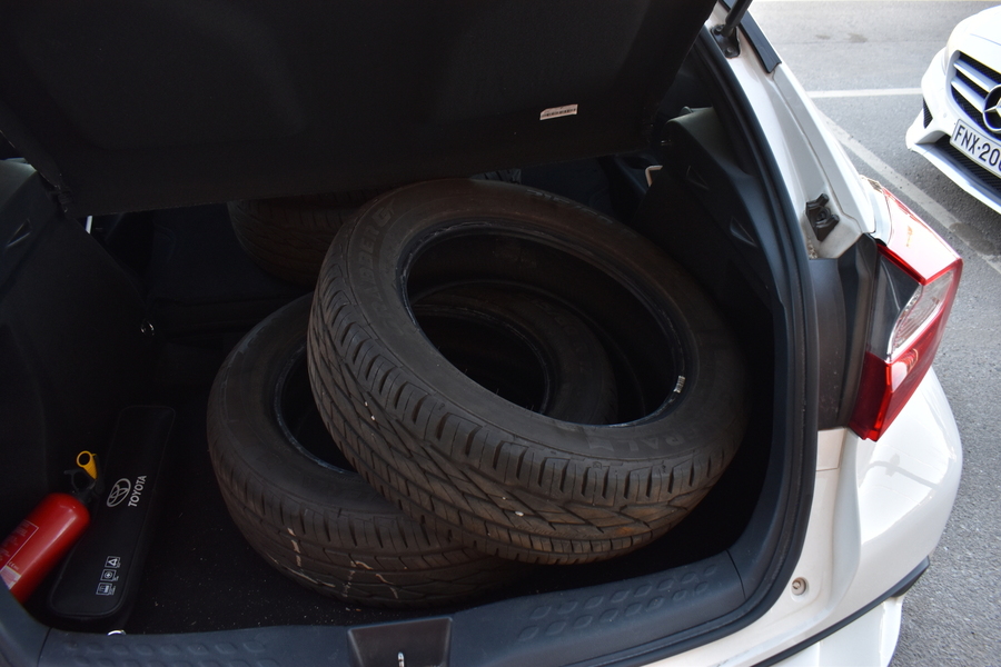 Toyota C-HR vaihtoauto