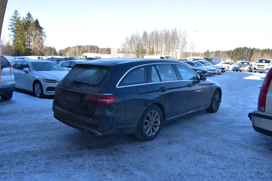 Mercedes-Benz E vaihtoauto