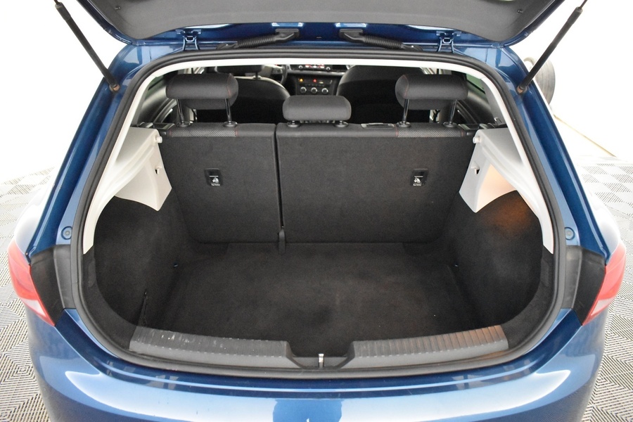 SEAT Leon vaihtoauto