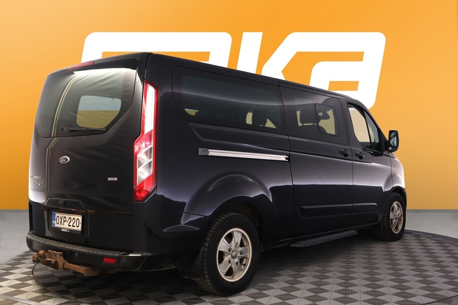 Ford Tourneo Custom vaihtoauto
