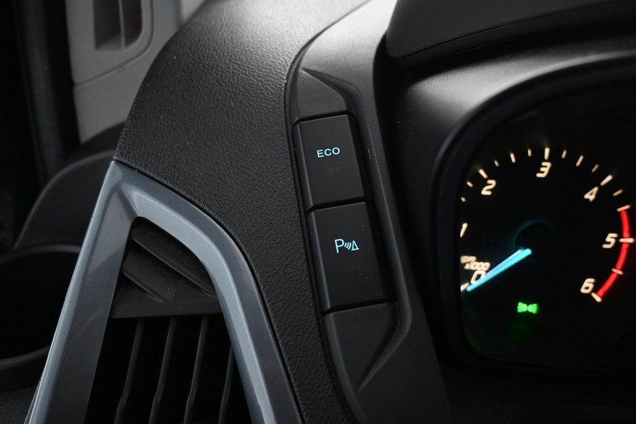 Ford Tourneo Custom vaihtoauto