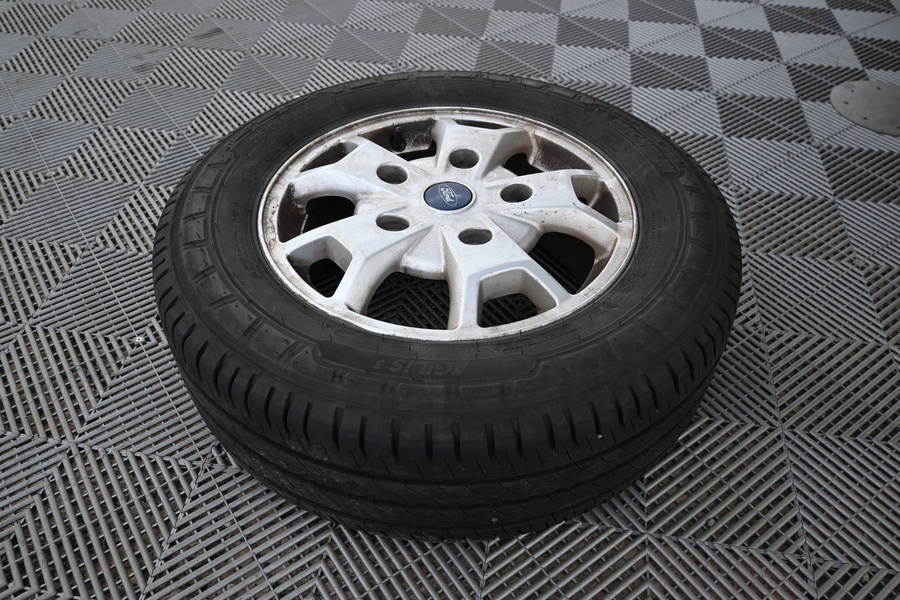 Ford Tourneo Custom vaihtoauto