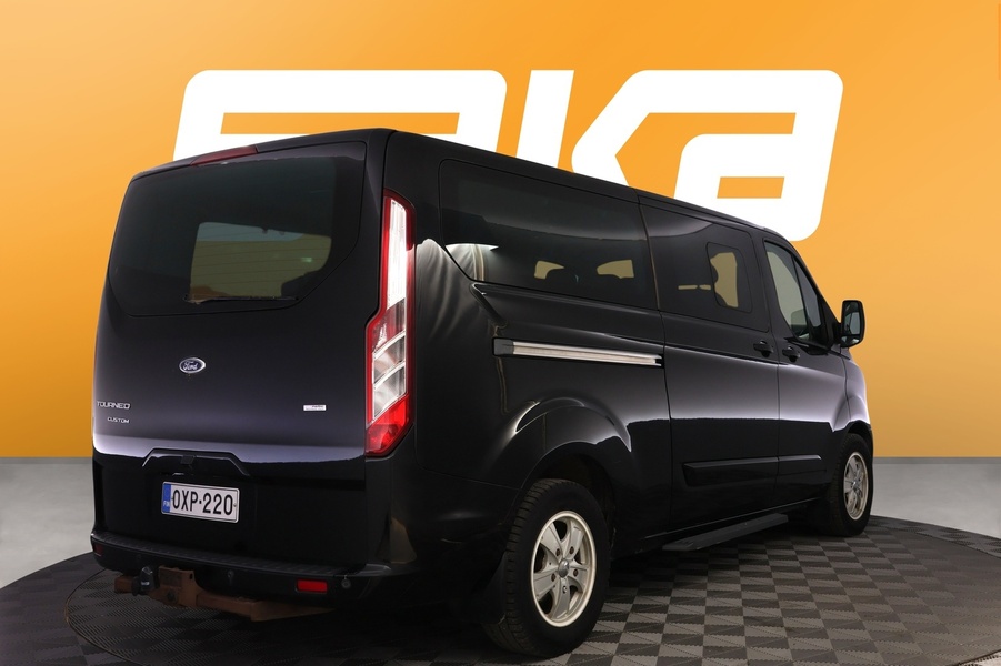 Ford Tourneo Custom vaihtoauto