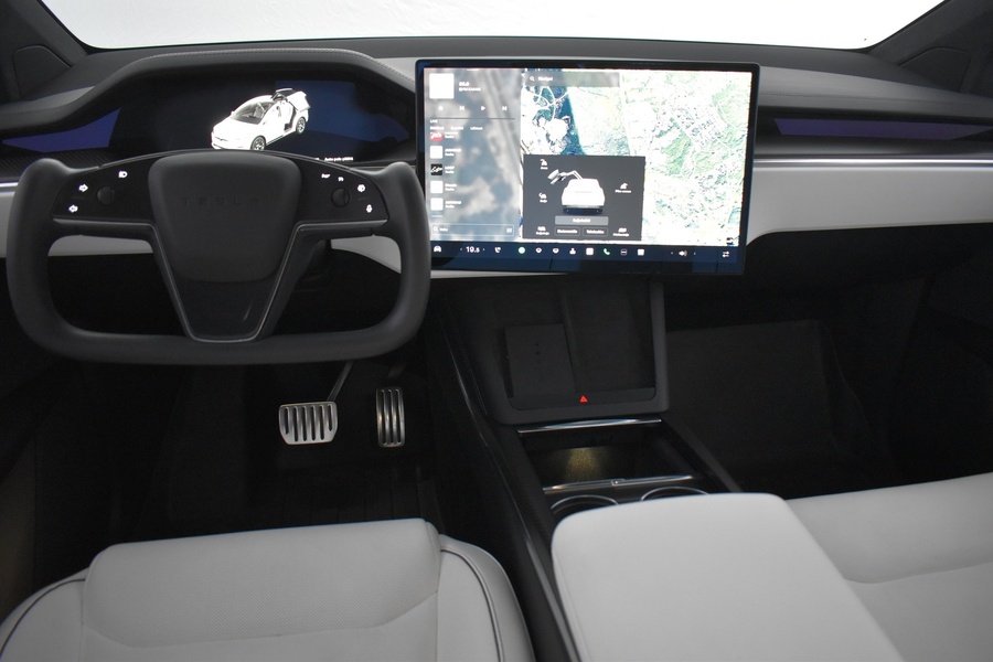 Tesla Model X vaihtoauto
