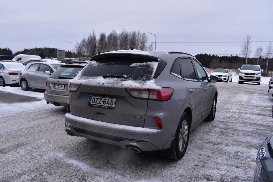 Ford Kuga vaihtoauto