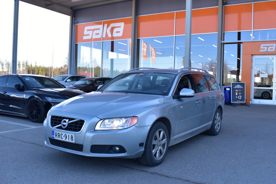 Volvo V70 vaihtoauto