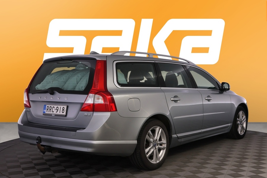 Volvo V70 vaihtoauto