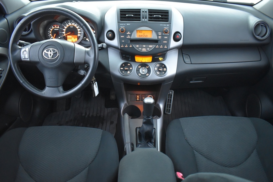 Toyota RAV4 vaihtoauto