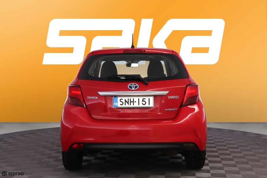 Toyota Yaris vaihtoauto