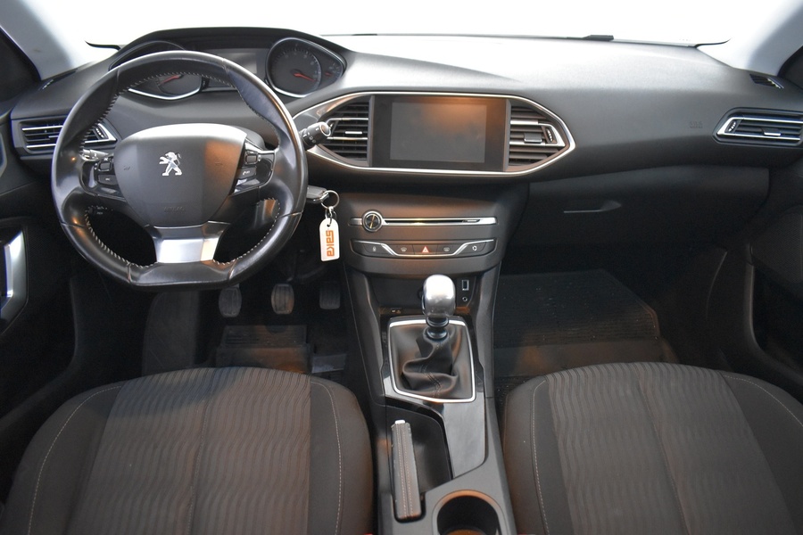 Peugeot 308 vaihtoauto