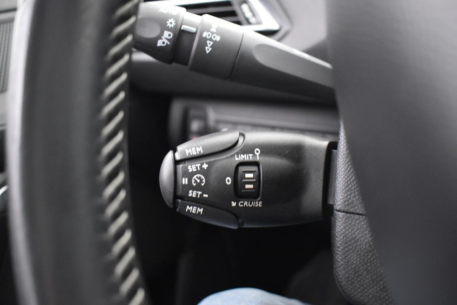 Peugeot 308 vaihtoauto