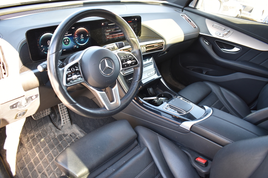 Mercedes-Benz EQC vaihtoauto
