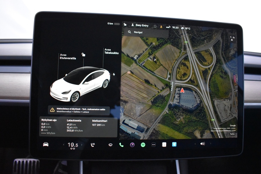 Tesla Model 3 vaihtoauto