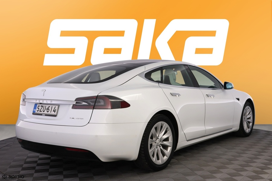 Tesla Model S vaihtoauto