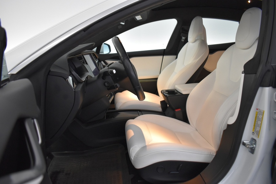 Tesla Model S vaihtoauto