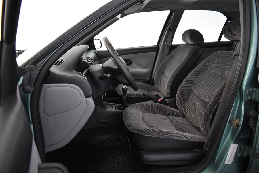 Peugeot 406 vaihtoauto