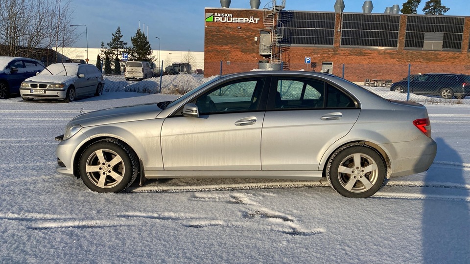 Mercedes-Benz C vaihtoauto
