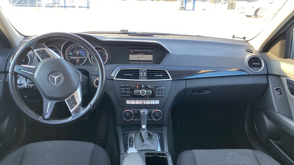 Mercedes-Benz C vaihtoauto