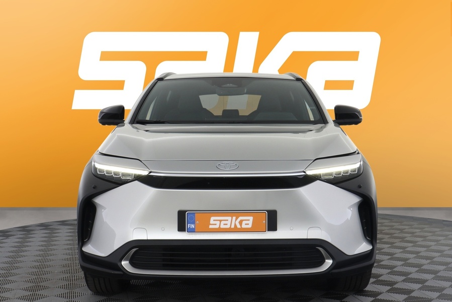 Toyota bZ4X vaihtoauto