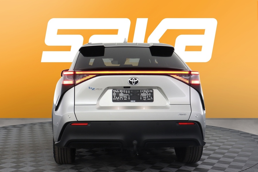 Toyota bZ4X vaihtoauto