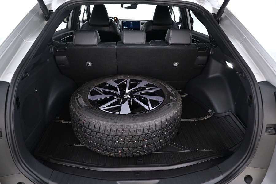 Toyota bZ4X vaihtoauto