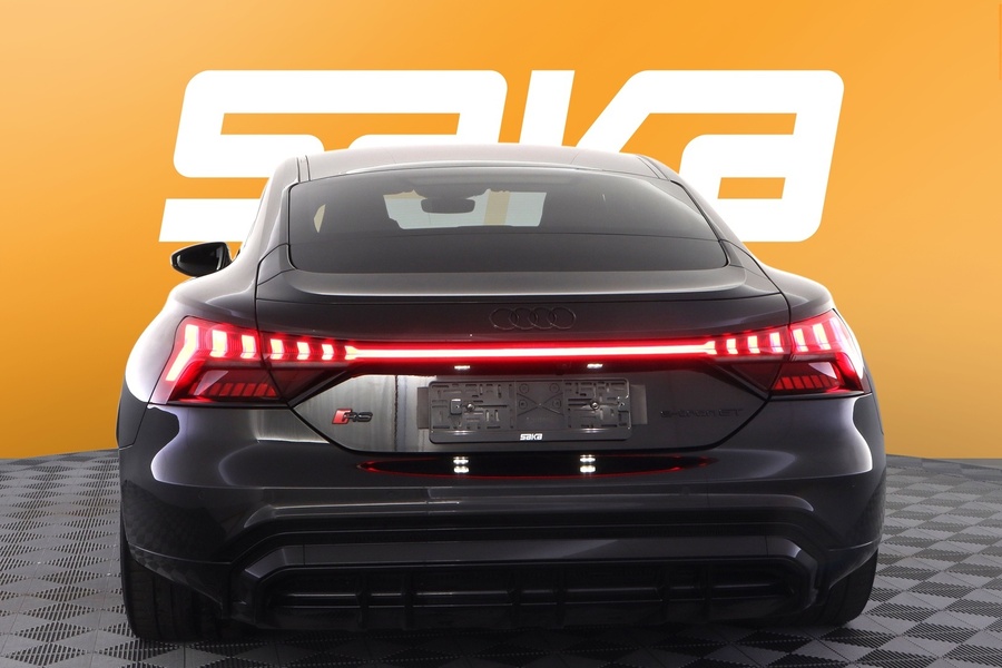 Audi e-tron GT vaihtoauto