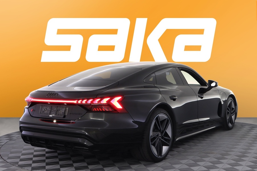 Audi e-tron GT vaihtoauto