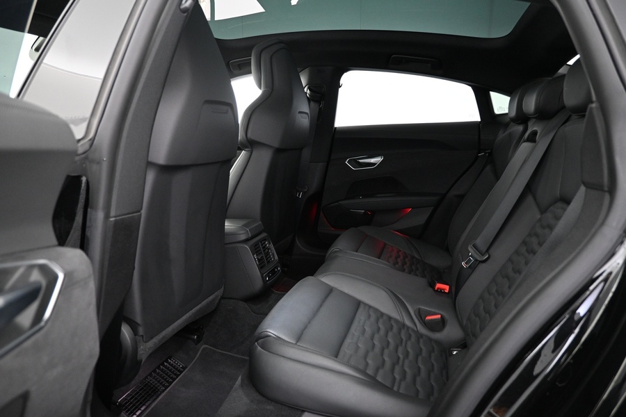 Audi e-tron GT vaihtoauto