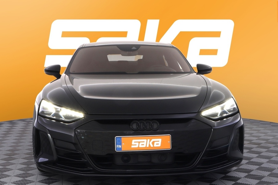 Audi e-tron GT vaihtoauto