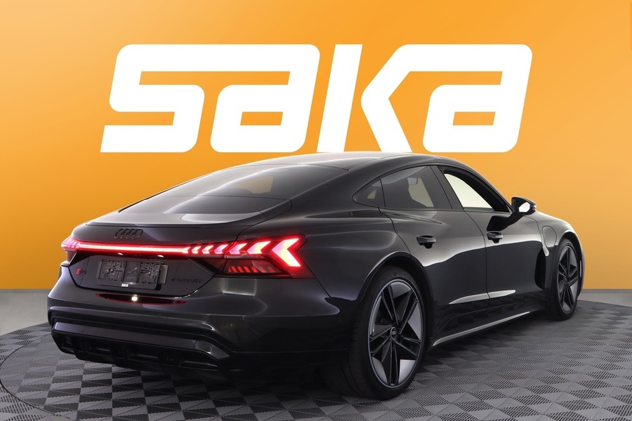 Audi e-tron GT vaihtoauto