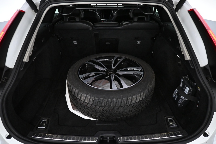 Volvo V90 Cross Country vaihtoauto