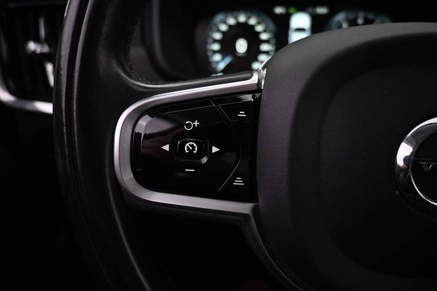 Volvo V90 Cross Country vaihtoauto