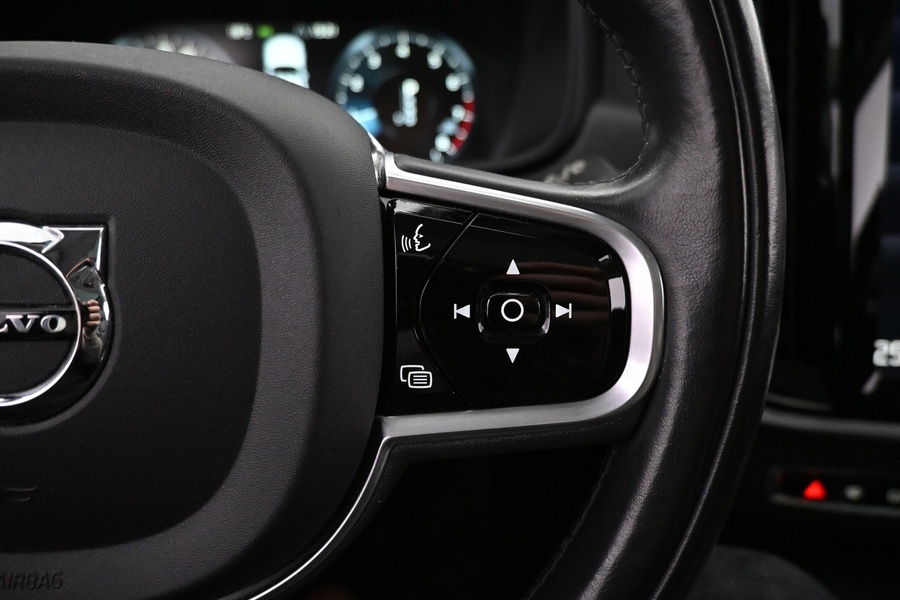 Volvo V90 Cross Country vaihtoauto