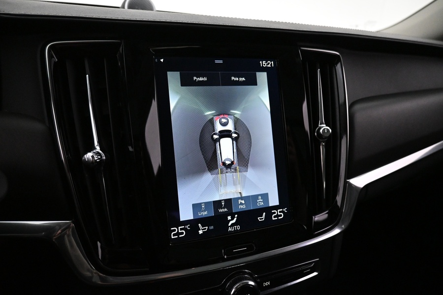 Volvo V90 Cross Country vaihtoauto