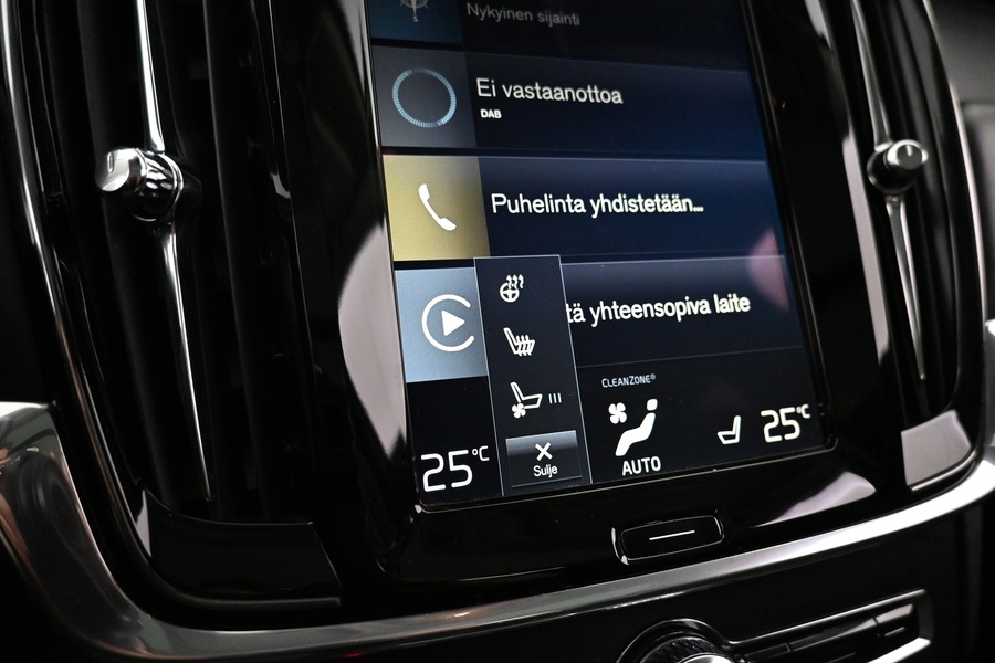 Volvo V90 Cross Country vaihtoauto