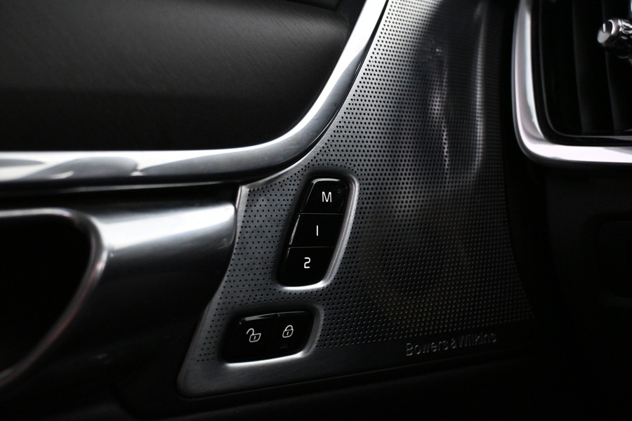 Volvo V90 Cross Country vaihtoauto