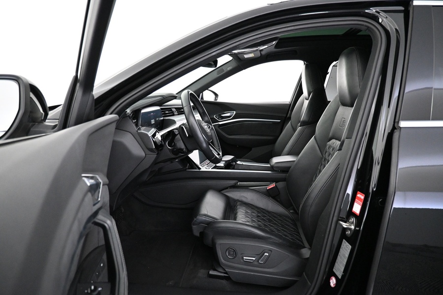 Audi e-tron vaihtoauto