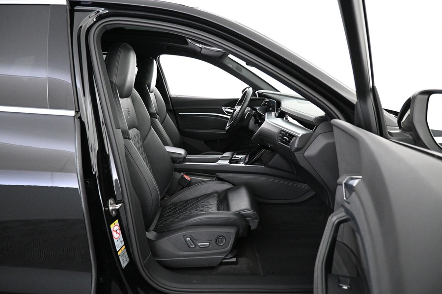 Audi e-tron vaihtoauto