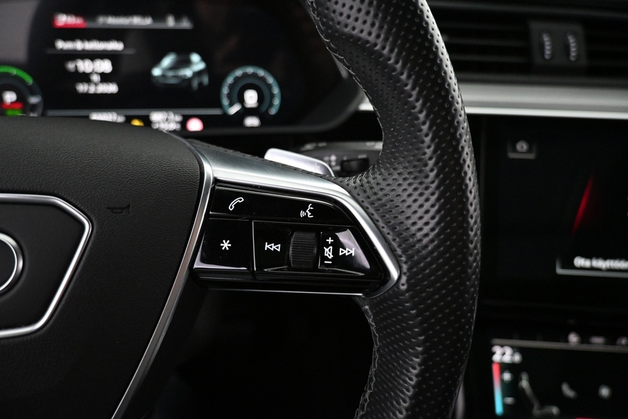 Audi e-tron vaihtoauto