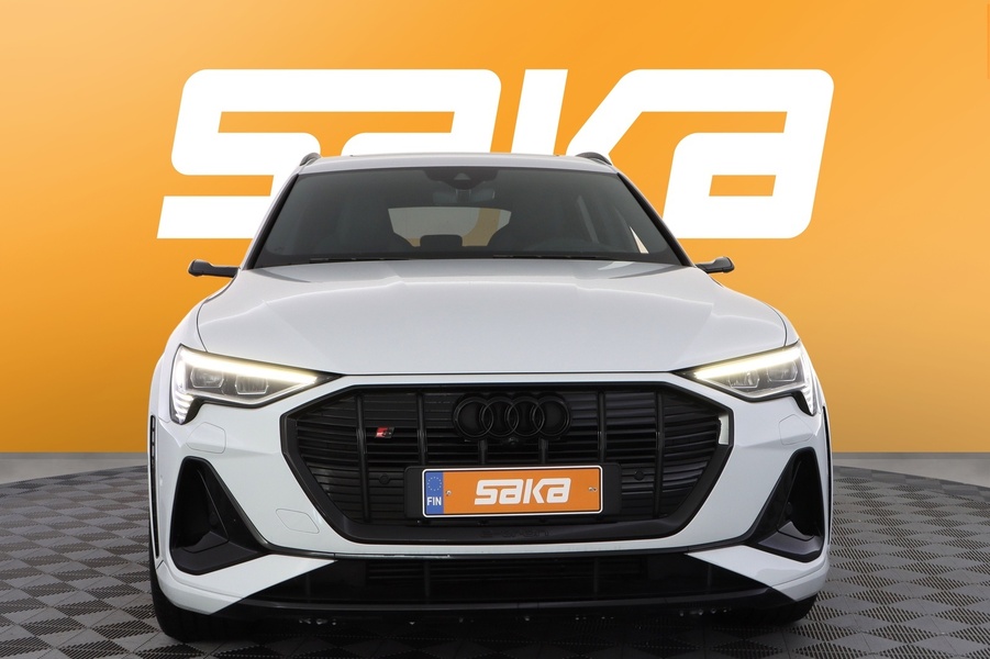 Audi e-tron vaihtoauto