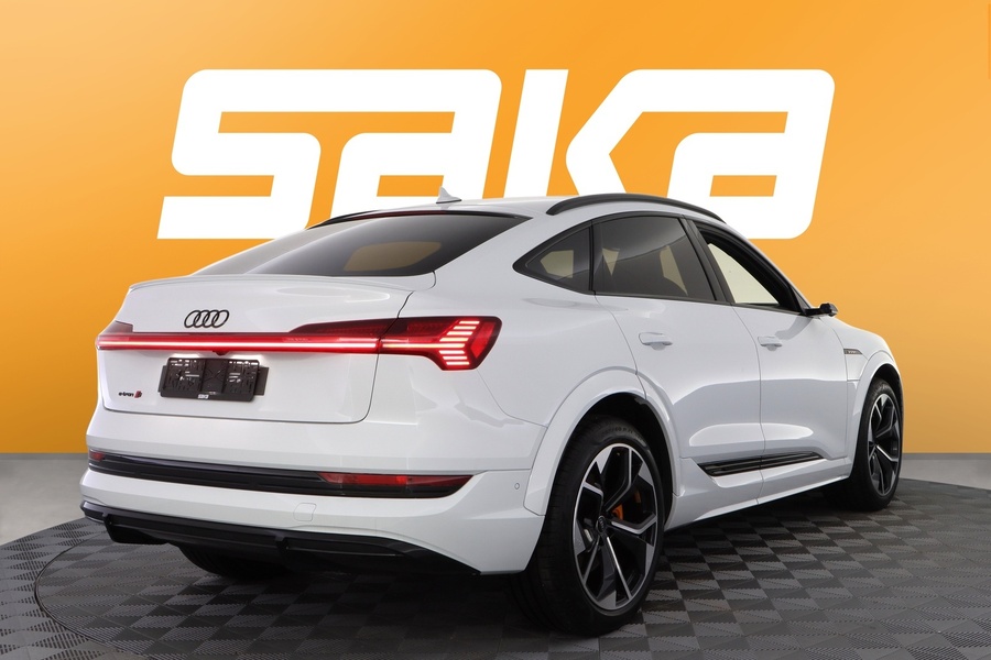 Audi e-tron vaihtoauto